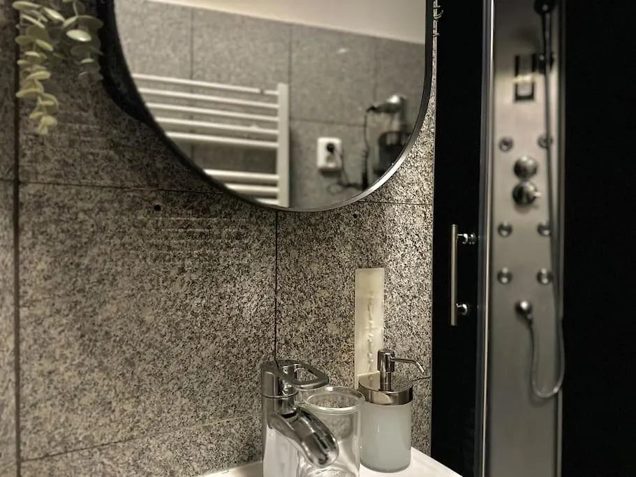 Cherry - Prague Apartment جمهورية التشيك