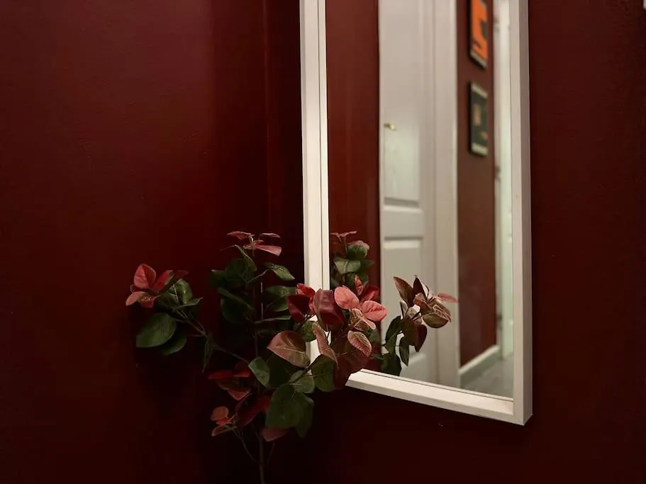 Cherry - Prague Apartment